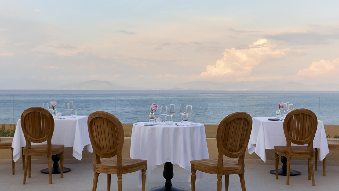 Nido, Mar-bella Collection